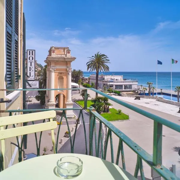 Medusa Apartment - Piazza 2, hotel in Finale Ligure