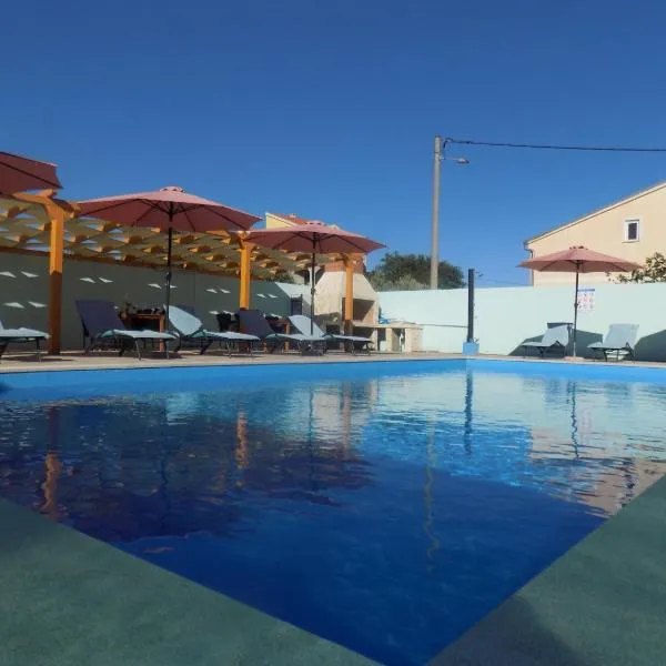 Apartmani Galić, hotel v destinácii Maslenica
