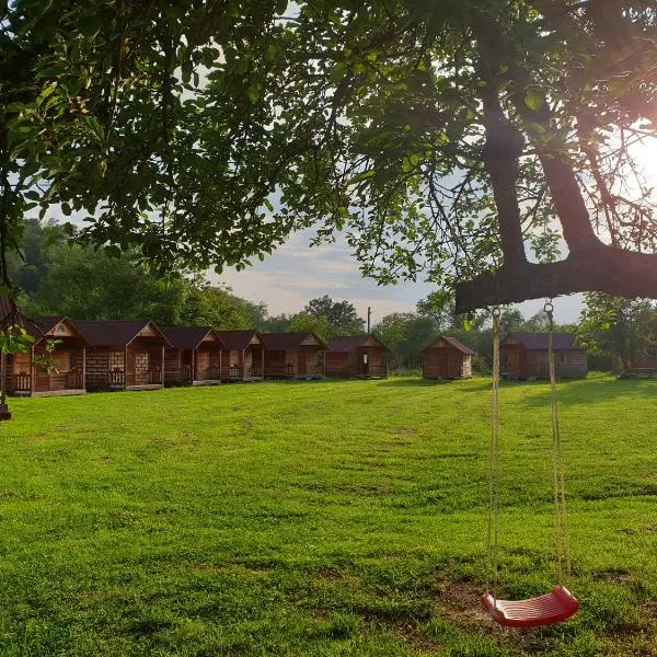 Casutele din Grosi, hotel v destinaci Groşi
