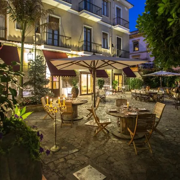 Hotel Victoria Maiorino, hotelli kohteessa Cava deʼ Tirreni