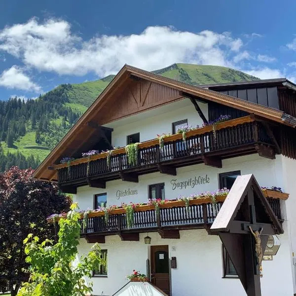 Gästehaus Zugspitzblick, hótel í Berwang