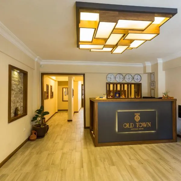OLD TOWN BOUTIQUE HOTEL, khách sạn ở Kuşadası