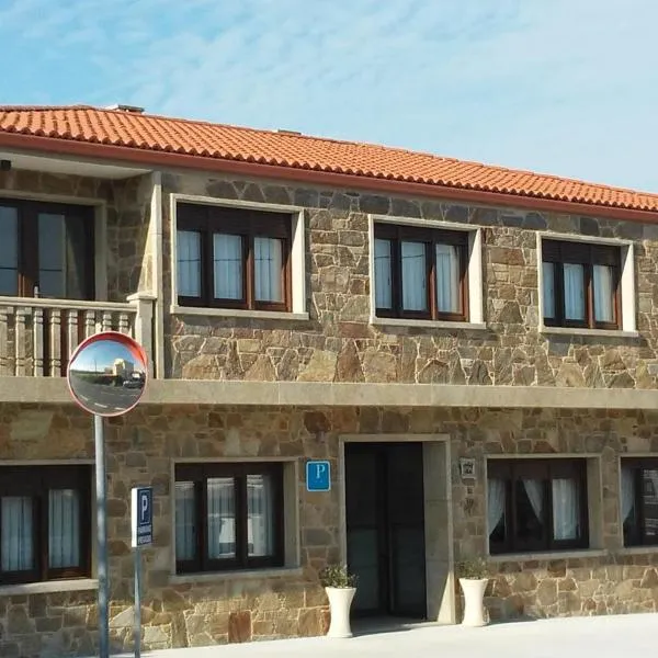 Fragas da Canteira Hotel Rural, מלון בLires