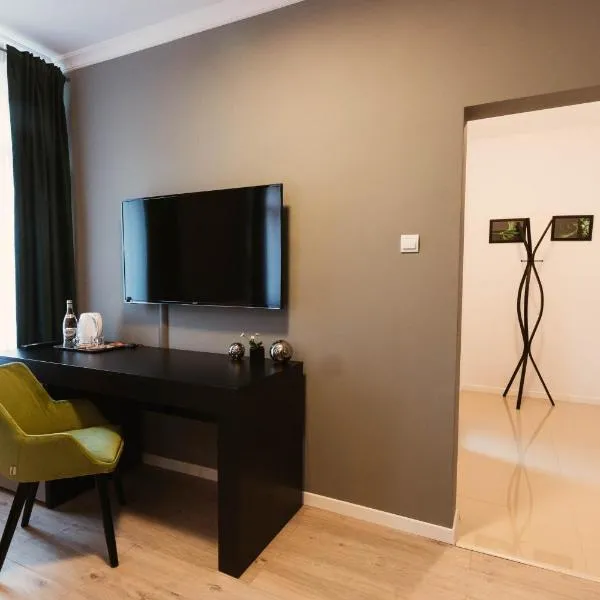 Resita Residence Hotel, хотел в Решица