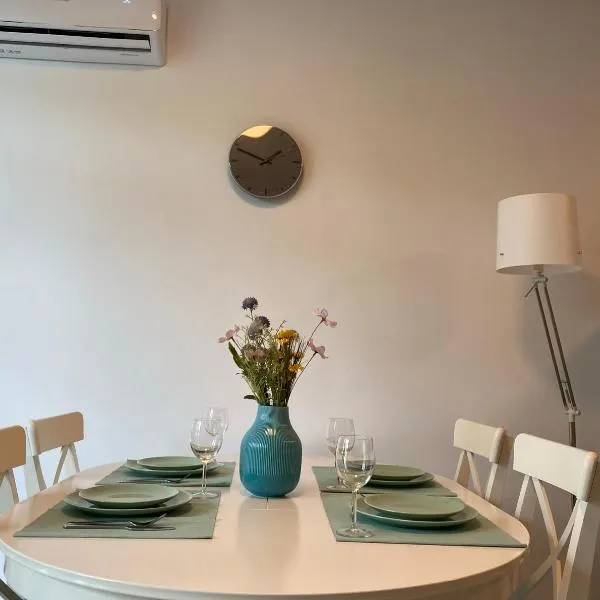 Deko Apartments Alezzi Beach Mamaia, hotel in Mamaia Nord