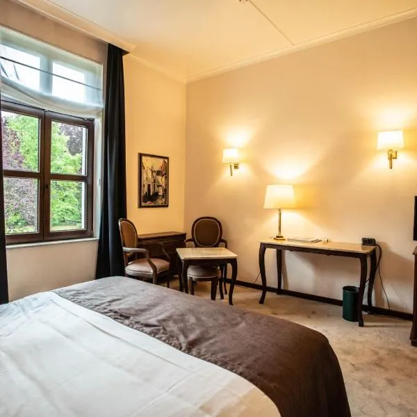 Hotel Kasteel Solhof, hotel v destinaci Aartselaar