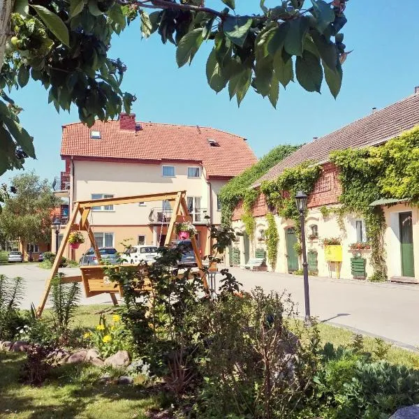 Guliwer, hotel in Lędzin