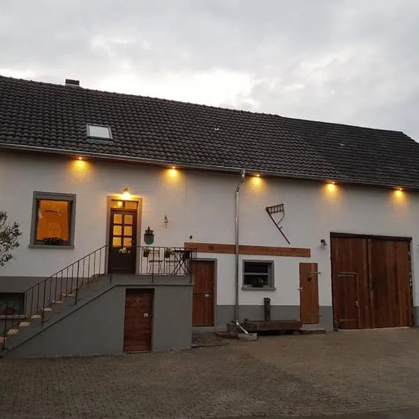 Altes Schreiner Haus in der Vulkaneifel, ξενοδοχείο σε Brockscheid