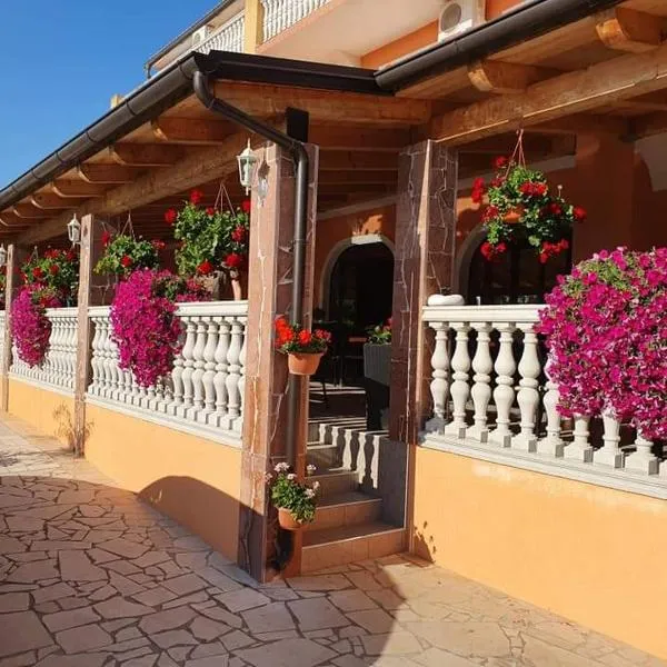 VILLA NIKOLINA – hotel w Medulinie
