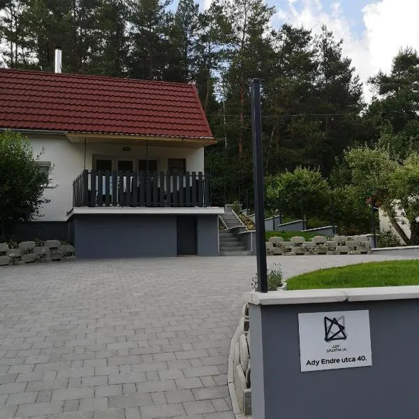 Ady Apartmanház, hotel v destinácii Orfű