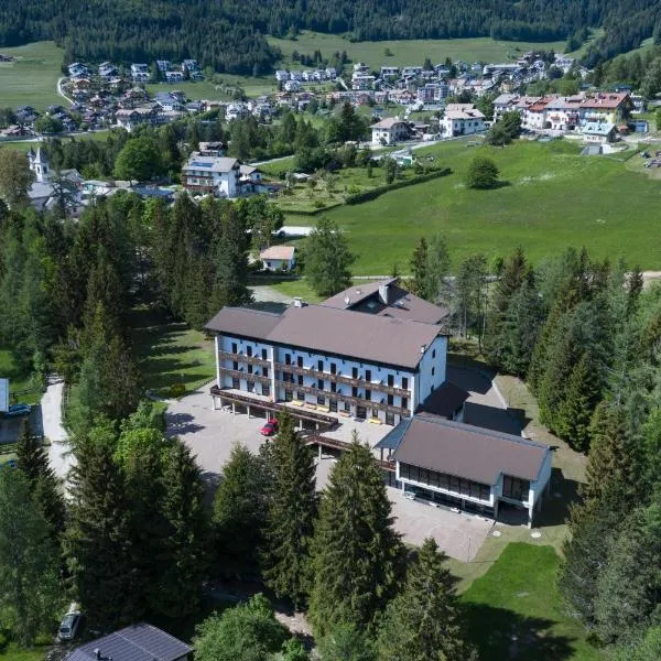 Casa Santa Maria, hotel a Folgaria