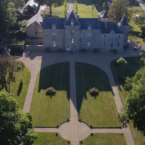 Château de Cadouzan, hotell i La Roche-Bernard