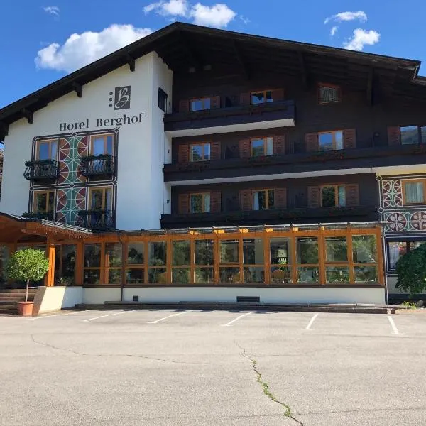 Hotel Berghof, hotel v destinaci Berg im Drautal