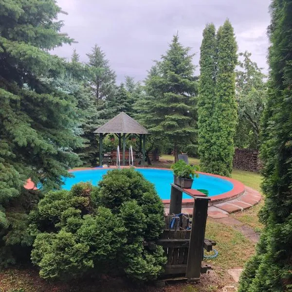 Mol-Ker-Vill Vendégház, hotel in Lenti
