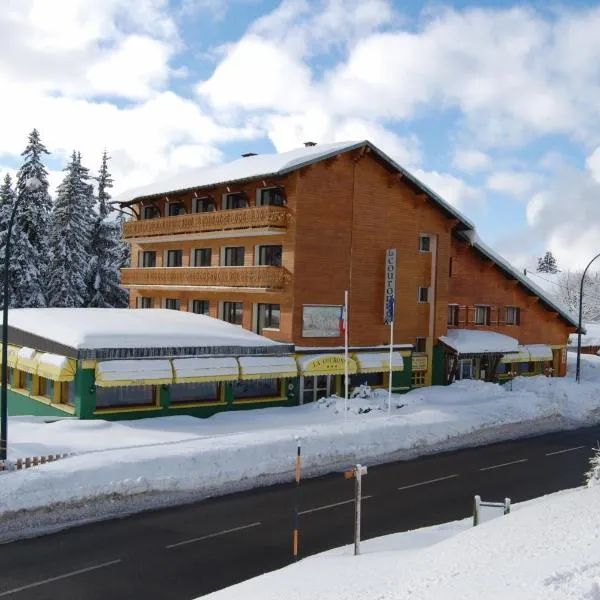 Hôtel De La Couronne, hotel v destinaci Mijoux
