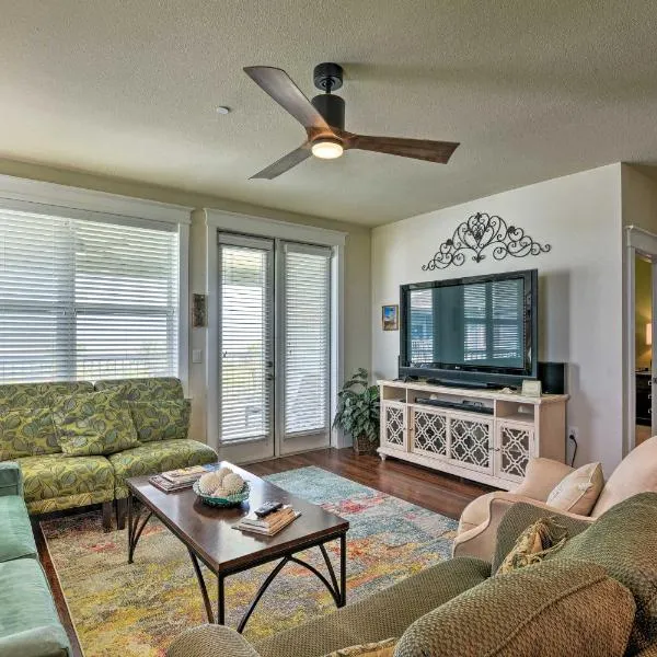 Pointe West Family Retreat Balcony and Ocean Views!, hotel in Red Fish Cove