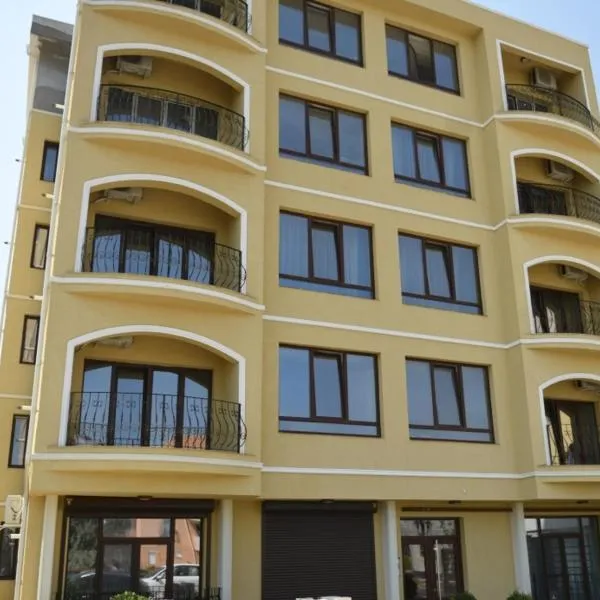 Elmar Luxury Apartments, hotel di Mamaia Nord