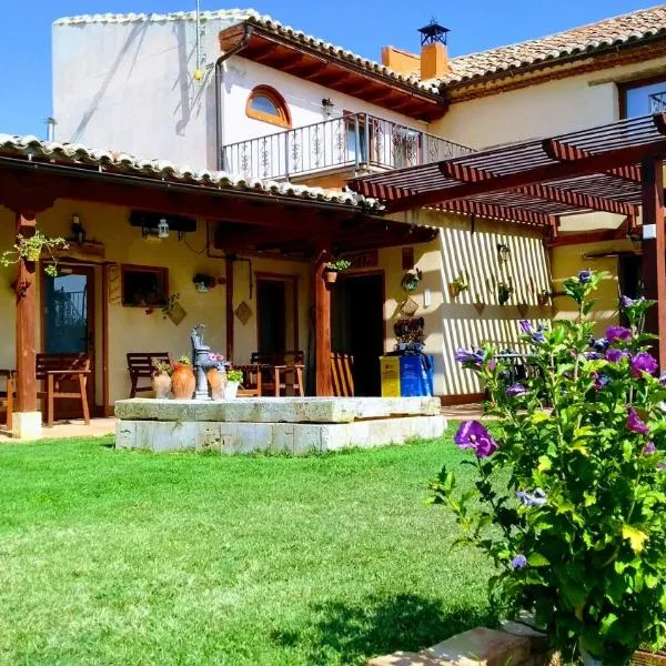 Albergue San Bruno, hotel in Saldaña