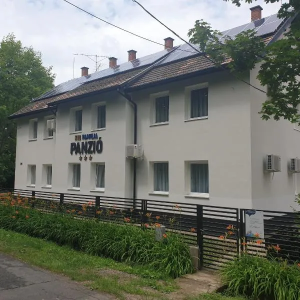 Kid Família Panzió Balatonszárszó, hotel in Kötcse