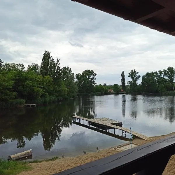 Éden Lounge Restaurant & Pension, hotel in Veresegyház