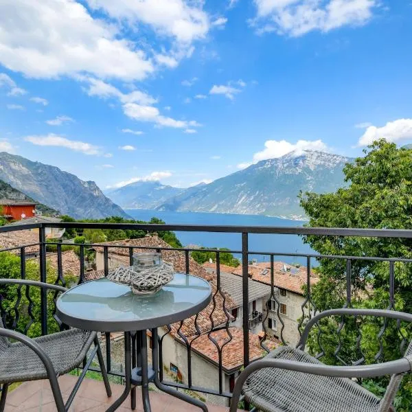 casa doss, hotel in Tremosine Sul Garda