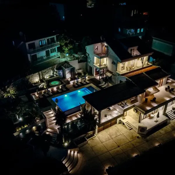 Apartments Secret Garden, hótel í Ulcinj
