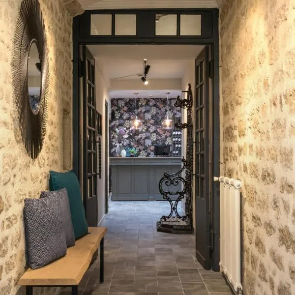 Hôtel restaurant l'Epicurien, hotel v destinaci Valognes