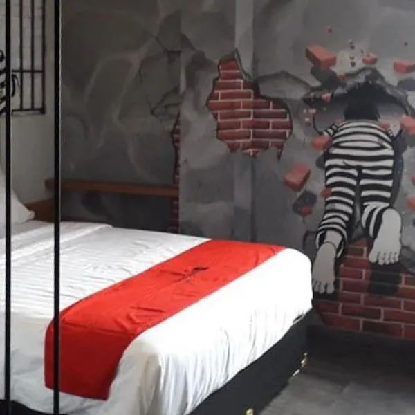 RedDoorz Plus @ Doorman Guest House, hotel a Bandung