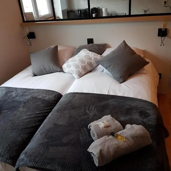 studio 26 m2 tout équipé, hotel v destinácii Modane