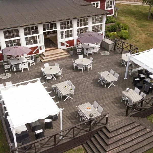 Hälleviks Havsbad, hotel v destinaci Hällevik