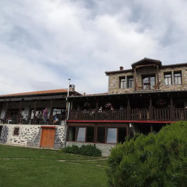 Prespes Lake View Family Apartment, hotel en Florina