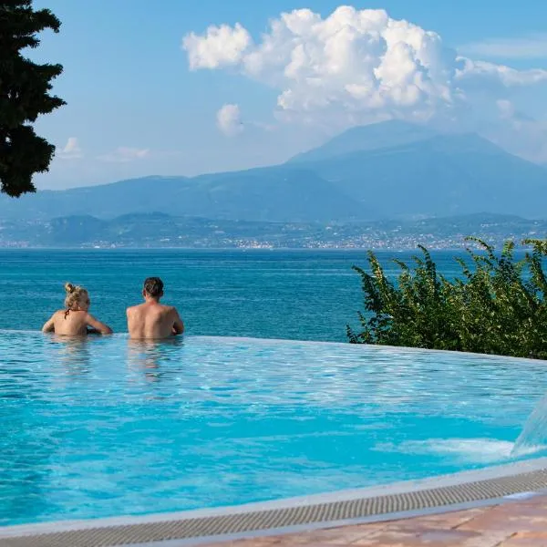 Camping Bergamini, hotel v destinaci Peschiera del Garda