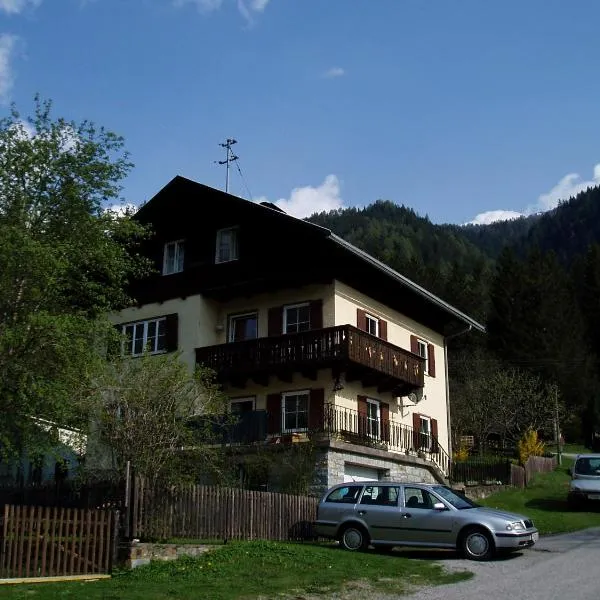Haus Brenntara 1, hotel v destinaci Rangersdorf