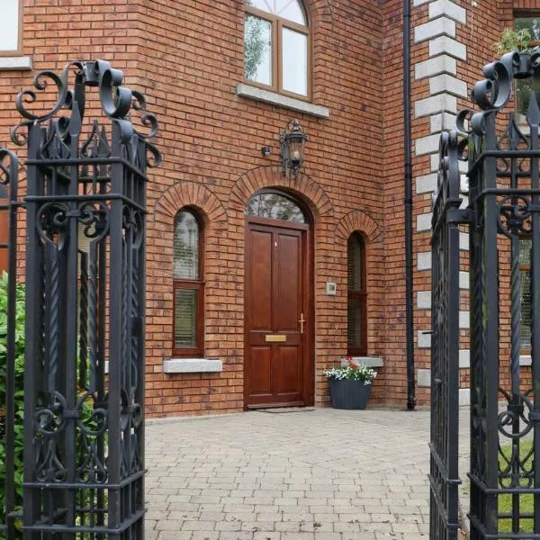 Mullingar town apartment 2 bedrooms, hotel v destinaci Mullingar
