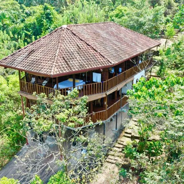 Wanakaset Forest Glamping, hotel v destinaci Kitulgala