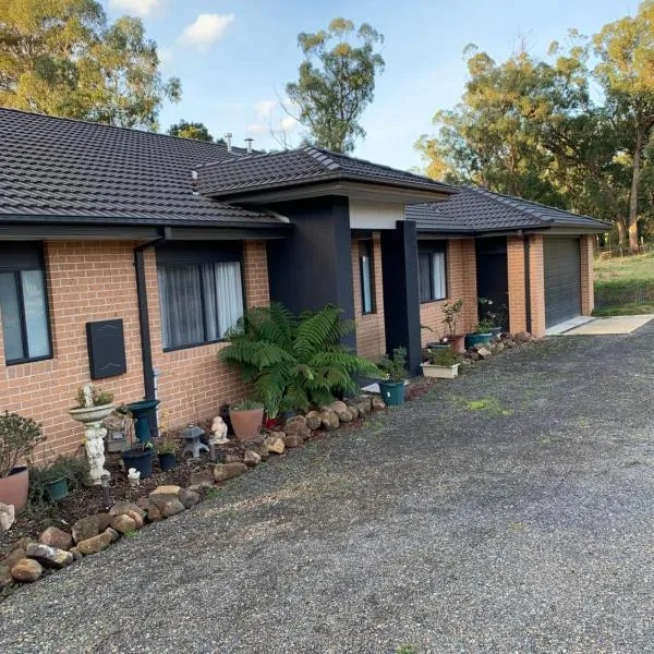 Mijen's Manor, hotel in Badger Creek