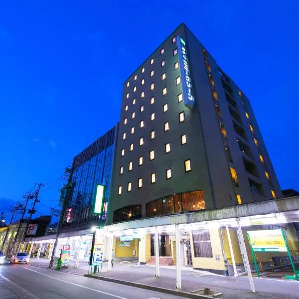 Hotel New Green, hotell i Nagaoka