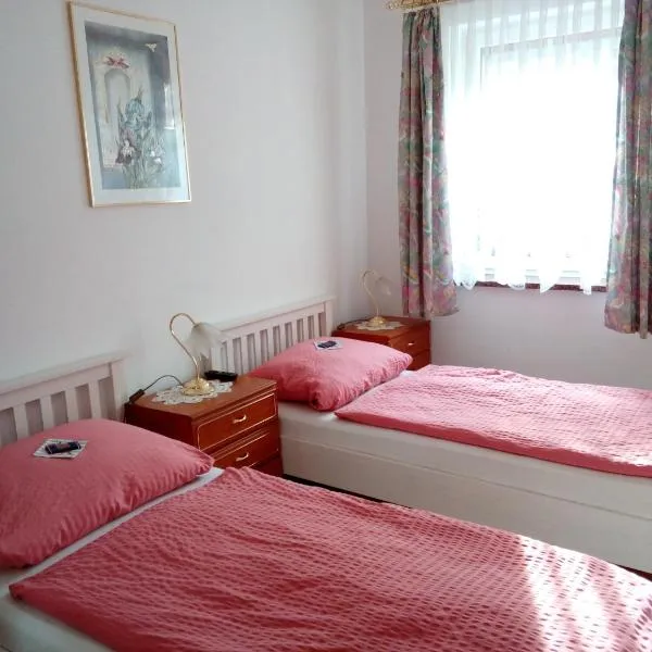 Pension Am Rosental Merseburg, hotel v destinaci Merseburg