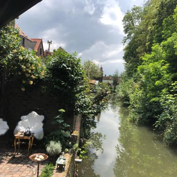BRU-LAGOON Guesthouse, hotel v Bruggách