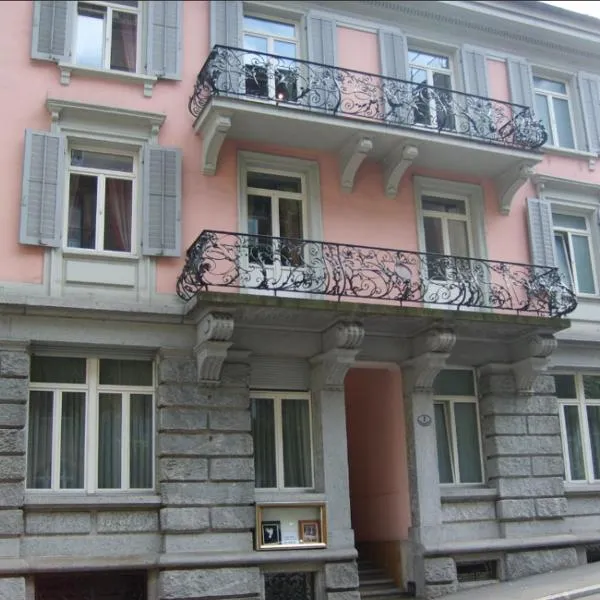 Residence zur Musegg, hotel v destinaci Luzern