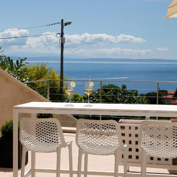 MODENA MARIS-heated pool-grill-relax-jacuzzi apartments, hotel v destinácii Ičići