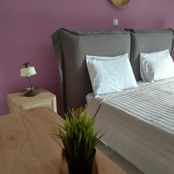 Apartments Katerina by the sea, hotel in Sami