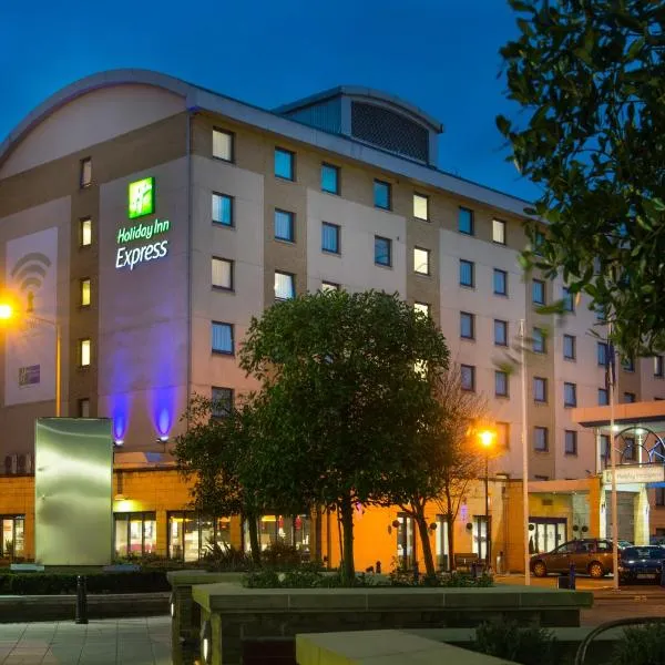 ホリデイ イン エクスプレス ロンドン ワンズワース（Holiday Inn Express London - Wandsworth, an IHG Hotel）、Thornton Heathのホテル