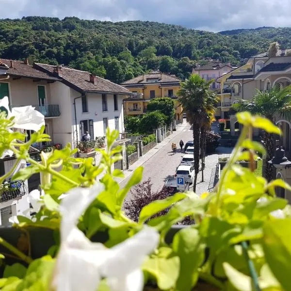 Fior&Iris Apartments, hotel v destinaci Stresa