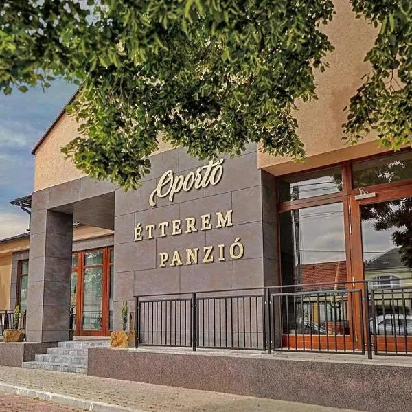 Oportó Panzió, hotel v destinácii Villány