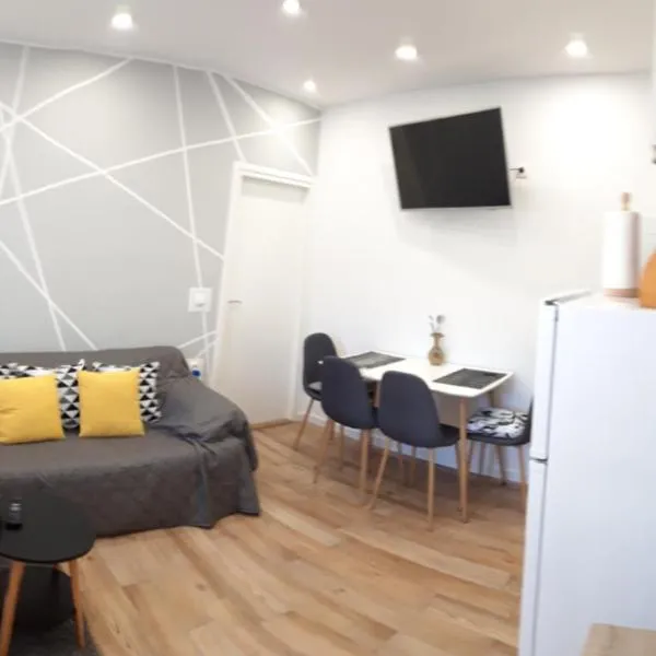 Lili Apartment in Zadar pet friendly, free parking, hotel en Zadar