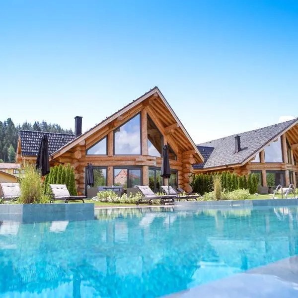 Alpina Luxury Chalets、サパレヴァ・バニャのホテル