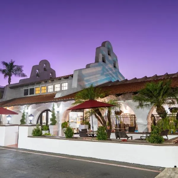 Holiday Inn Express San Clemente N – Beach Area by IHG, hotel v destinaci San Clemente