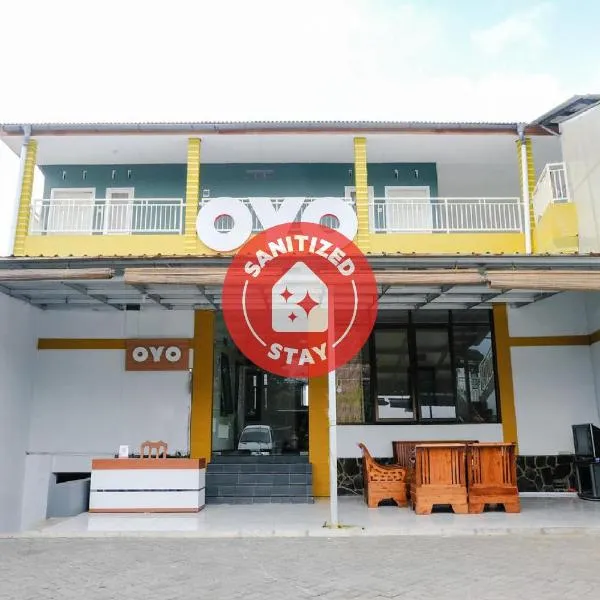 OYO 894 Nusa Indah Homestay Syariah, готель у місті Бату