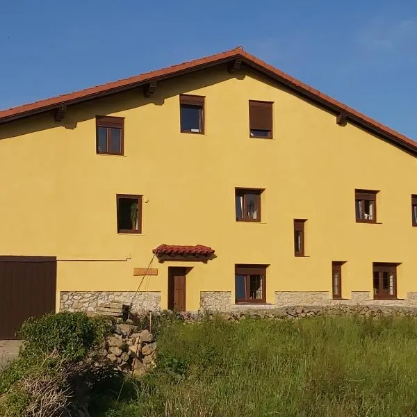 Casa Rural Valle de Altamira, hotel v destinaci Santillana del Mar